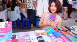 Nguồn hàng phụ kiện điện thoại