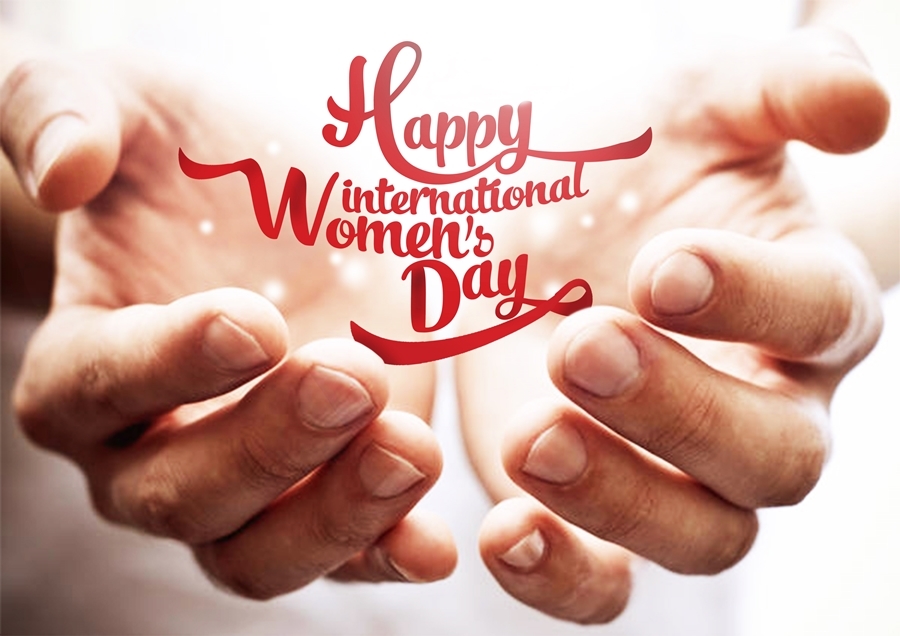 Ngay-8-3-ban-gi-chay-nhat-hien-nay-9