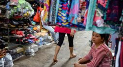 Kinh nghiệm đi chợ An Đông lấy hàng quần áo