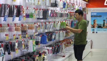 Nguon-hang-phu-kien-dien-thoai-gia-si-6