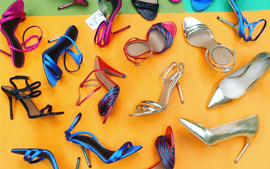 Kinh-nghiem-mo-cua-hang-giay-dep-VNXK-6