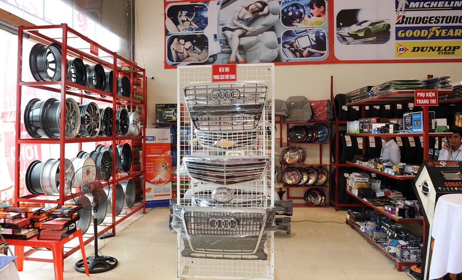 Mo-cua-hang-noi-that-can-bao-nhieu-von-1