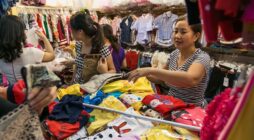 Cách kinh doanh quần áo cho người mới