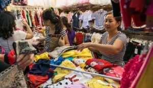 Cách kinh doanh quần áo cho người mới