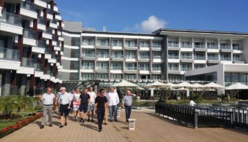 Kinh-doanh-khach-san-4